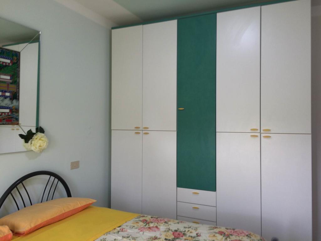B&B Mirella チッタ・サンタンジェロ 部屋 写真